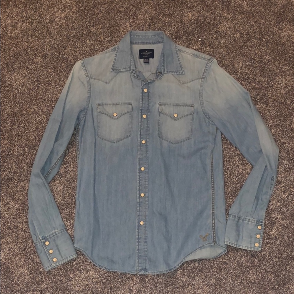 American Eagle Button Down Shirt Pearl Snaps